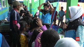 VIDEO: Kak Seto Pulihkan Trauma Anak-anak Korban Gempa