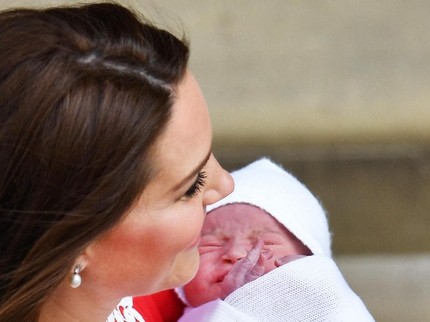 Anak ke-3 Kate Middleton Jadi Bayi Pangeran Inggris Terbongsor