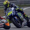 Eks Juara MotoGP Bongkar Insiden Tendangan Rossi ke Marquez pada 2015