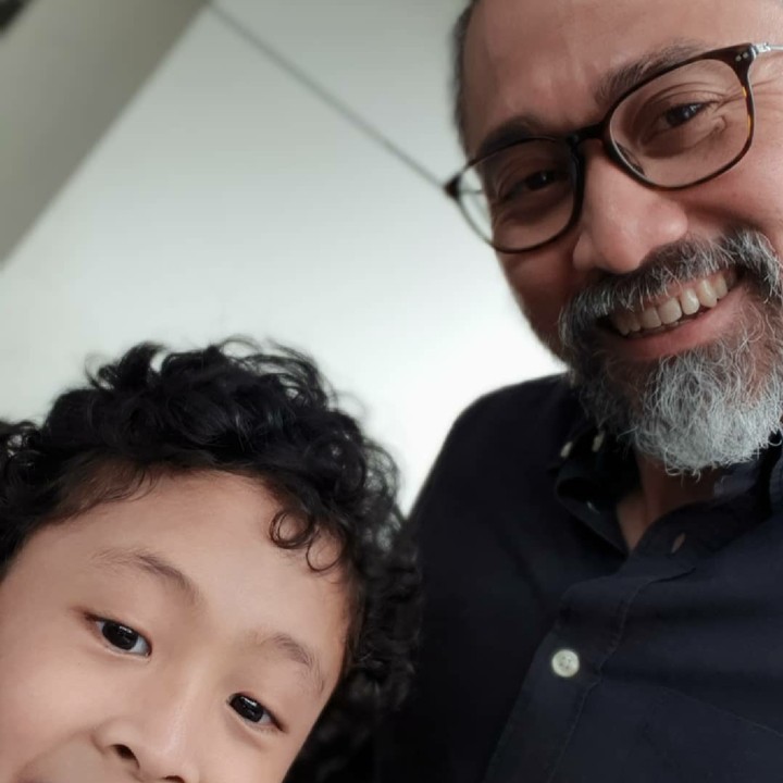 <p>Ini Lukman bersama anak pertamanya, Akiva. (Foto: Instagram/lukmansrd)</p>
