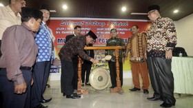 Guru Swasta Keluhkan Kesejahteraan ke Edy Rahmayadi