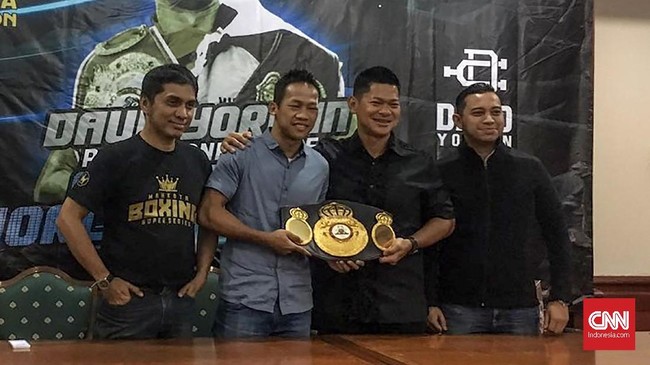 Daud Yordan, yang baru saja mencatatkan kemenangan KO atas petinju Rusia Pavel Malikov, menyerahkan jalan menjadi juara dunia kepada pihak promotor.