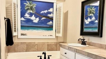 5 Tips Mengakali Kamar Mandi Sempit di Rumah Minimalis Agar Terasa Luas
