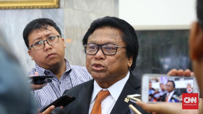 Ketua DPD OSO siap meminta maaf kepada MK terkait ucapan 'goblok' di sebuah stasiun televisi, namun tetap menyebut ada pelecehan UU dalam putusan MK.