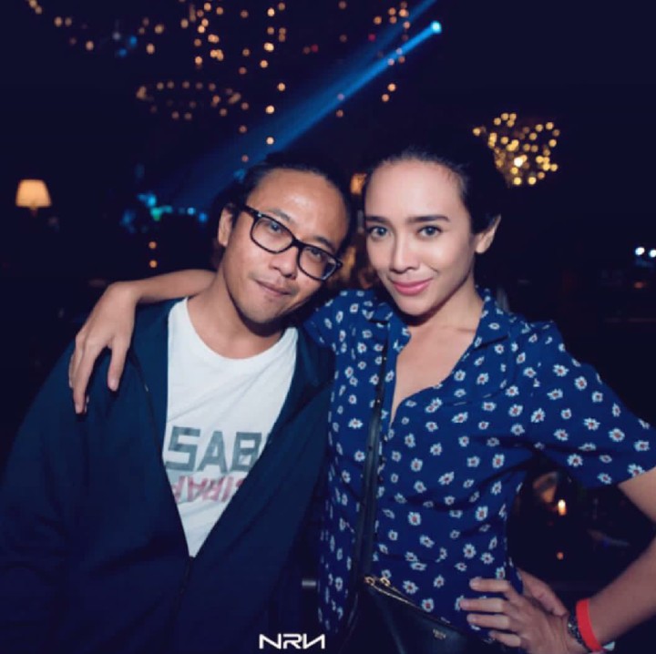 <p>Suami istri layaknya sahabat yangs saling mengasihi. Keren banget! (Foto: Instagram/dea_ananda via nareend)</p>