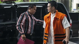 Duit Suap 'Ketuk Palu' RAPBD Jambi dari Zumi Zola Pakai Kode