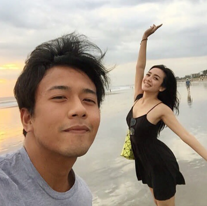 <p>Salah satu momen menyenangkan ya ketika bareng suami. Setuju, Bun? (Foto: Instagram/dea_ananda)</p>