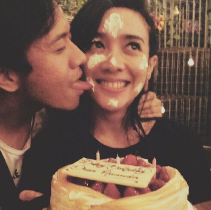 <p>Duh, iseng banget sih Ariel ke sang istri. (Foto: Instagram/arielnidji)</p>