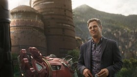 Para Pahlawan Avengers Galang Dana untuk Joe Biden