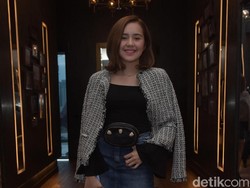 Makin Banyak! Beby Tsabina Kandidat Perempuan Cantik Dunia