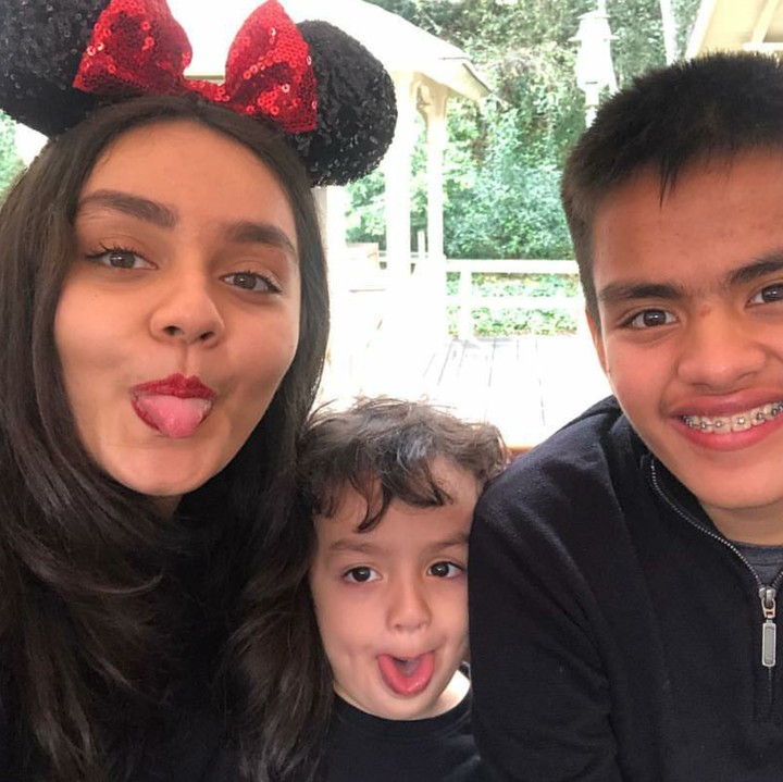 <p>Lagi lengkap nih personel kakak dan adiknya. (Foto: Instagram/ferdyhasan)</p>