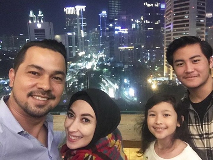 Potret Keluarga Sultan Djorghi yang Kompak dan Seru