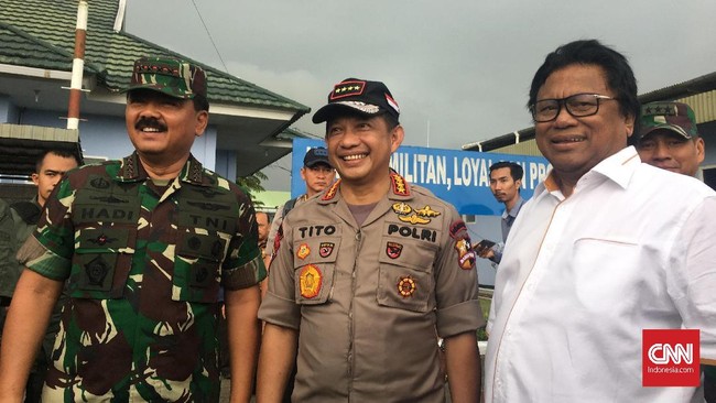 Panglima TNI Marsekal Hadi Tjahjanto menyatakan jalan-jalan tikus di wilayah perbatasan RI harus segera ditangani karena rawan menjadi jalur penyelundupan.
