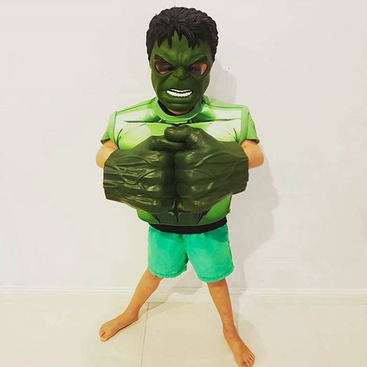 Memang sih kakinya kecil, tapi Hulk-nya cukup sangar ya? (Foto: Instagram/ @deanillguth)