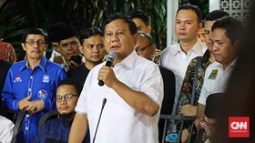 Prabowo Tanggapi Tudingan Islam Abangan Dengan Gurauan
