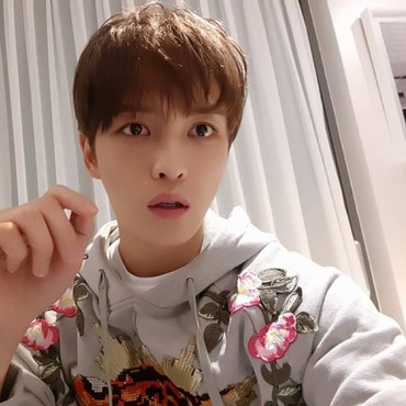 Jaejoong Hadiahkan Rumah Mewah Rp72 Miliar untuk Orang Tuanya
