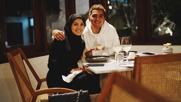 Ricky Harun Harap Anak Kembar, Hasilnya?