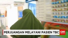 Sridayati Berkeliling Desa Mencari Calon Pasien Penderita TBC