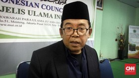 Corona Melonjak, MUI Imbau Umat di Zona Merah Ibadah di Rumah