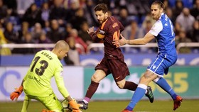 FOTO: Hattrick Messi Antarkan Barcelona Juara Liga Spanyol