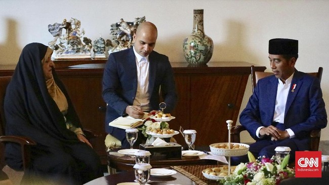 Wakil Presiden Iran Masumeh Ebtekar berkunjung ke Jakarta dan dijadwalkan bertemu Wakil Presiden Jusuf Kalla, Rabu (11/7) siang.