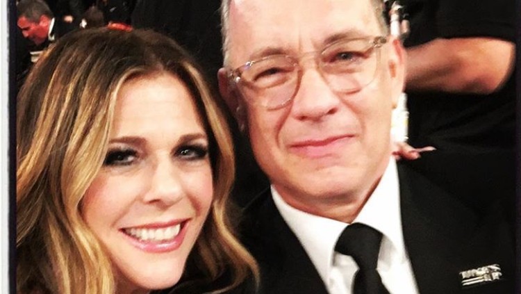 Aktor Hollywood Tom Hanks dan sang istri, Rita Wilson, positif terkena virus Corona. Keduanya saat ini tengah menjalani isolasi di Australia.