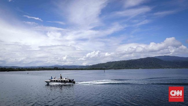 Tahun ini Hari Laut Sedunia bertema mencegah polusi plastik dan mendorong terciptanya solusi untuk lautan yang sehat.