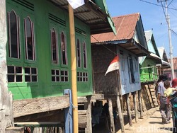 Panduan Seharian Jelajah Pulau Bungin Sumbawa, Pulau Terpadat di Dunia