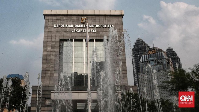 Ditreskrimum Polda Metro Jaya menyatakan pihaknya bakal mengklarifikasi pelapor soal laporannya terkait dosen yang mengadukan dua putra Jokowi ke KPK.