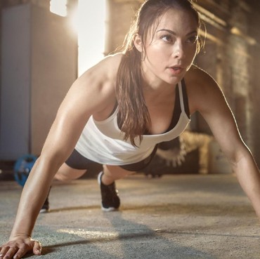 Biar Nggak Pingsan, Ini Alasan Wajib Makan Sebelum Berolahraga!