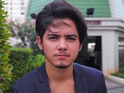 Aliando Ngaku Idap Gangguan Mental, Ibunda Sampaikan Pujian dan Rasa Cinta