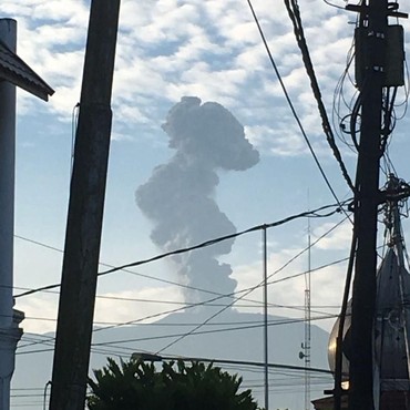 Erupsi Gunung Marapi Tiba-Tiba, Salah Satu Pendaki Duga Ada yang Lempar Batu