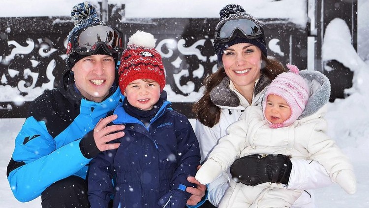 Main Ski Pangeran George dan Putri Charlotte punya sederet hobi. Apa saja ya hobi keduanya?