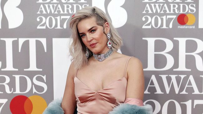 Anne Marie Buka Bukaan Soal Orientasi Seksual