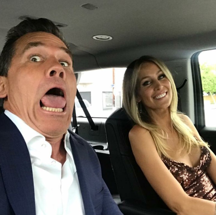 <p>Sesekali ayah dua anak ini juga bertingkah konyol, Bun. He-he-he. (Foto: Instagram/joshbrolin)</p>