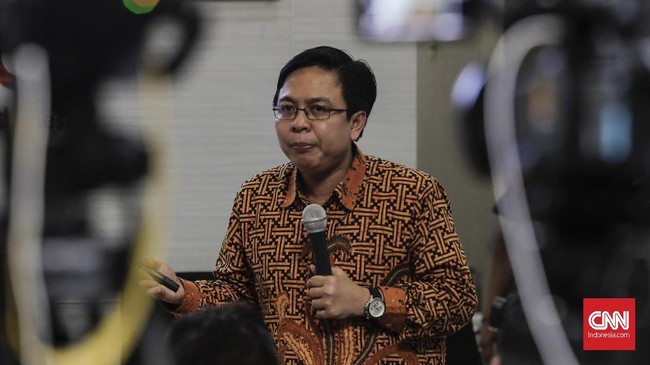 Direktur Eksekutif Indikator Politik Burhanuddin Muhtadi menyebut ucapan selamat dari para pemimpin dunia telah memberi legitimiasi kepada Prabowo Subianto.