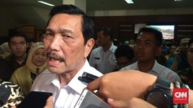 Luhut Minta Korsel Investasi di Industri Metal dan EBT RI