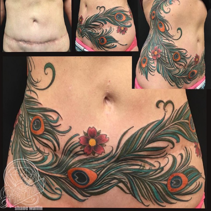 <p>Motif bulu merak juga bikin luka bekas caesar indah ya, Bun? ( Foto: Instagram/ @garnettattoo)</p>