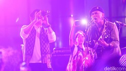 Lirik Lagu Buruh Tani - Marjinal