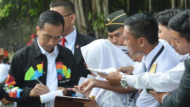 High School Students Ask Jokowi about the Effect of PPKM with Covid Rise