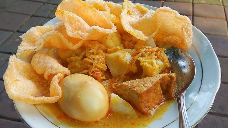 ketupat sayur ketupat sayur