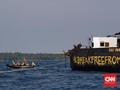 Mengusir Kapal Tongkang, Pembunuh Terumbu Karang Karimunjawa