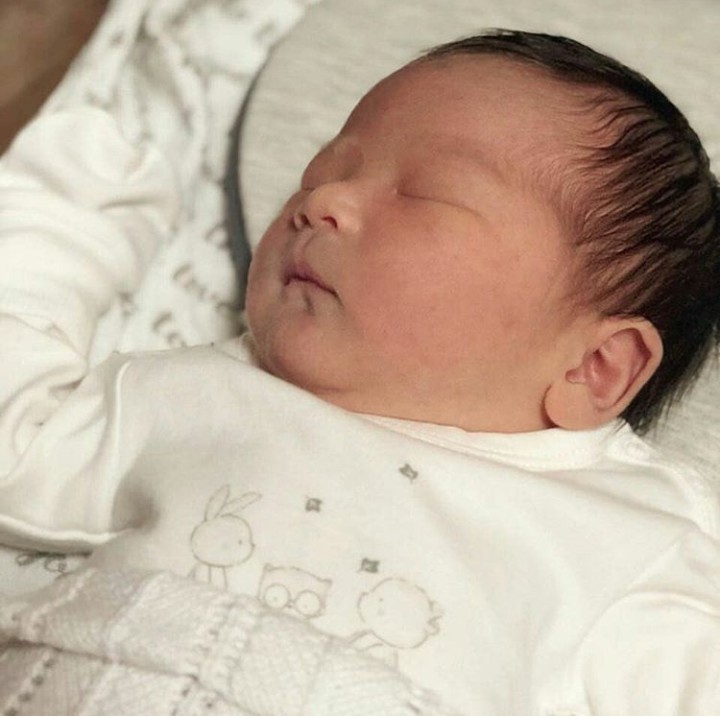 <p>Vesya lahir 29 April 2018 lalu melalui proses persalinan normal. (Foto: Instagram @zylvechia.ecclesie)</p>