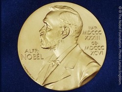 5 Kontroversi Nobel Sastra