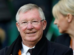 Usir Bosan, Sir Alex Susun Lego Model Old Trafford