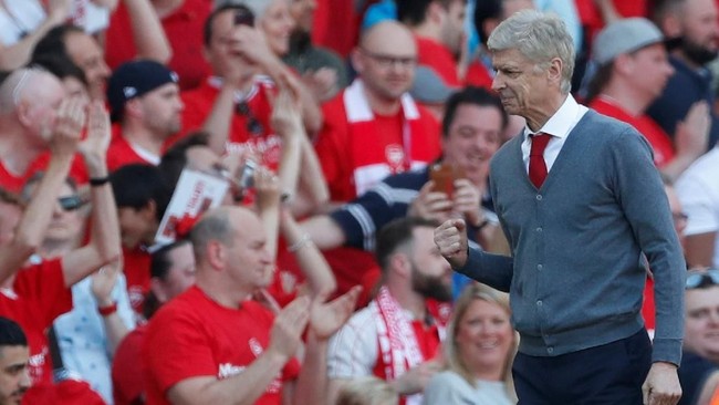 Manajer Arsenal, Arsene Wenger, menyudahi pengabdian terakhir menangani timnya di Stadion Emirates dengan pesta lima gol tanpa balas atas Burnley.