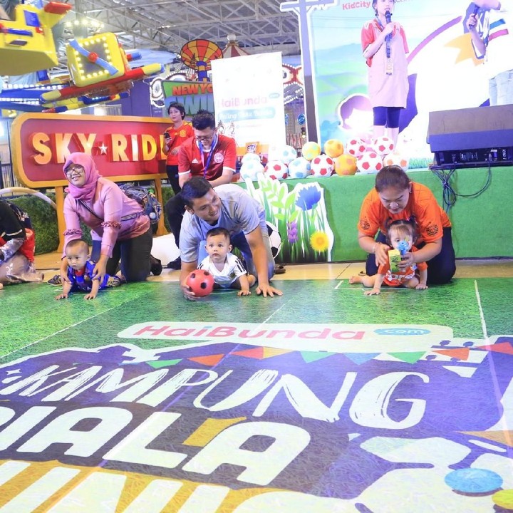<p>Hebat, semuanya semangat.</p>