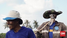 Memedan 'Penjaga' Sawah Terakhir Karimunjawa