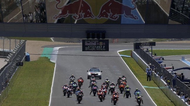 Live streaming Trans7 MotoGP Spanyol 2019 dari Sirkuit Jerez-Angel Nieto, Minggu (5/5), bisa diikuti bersama CNNIndonesia.com di sini.