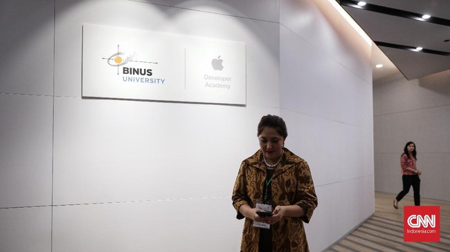 Kunjungan Menteri Komunikasi dan Informatika ke Apple Academy, Apakah Pertanda Investasi Besar di Indonesia?